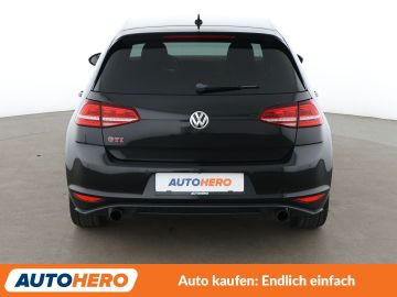 Volkswagen Golf - 5