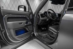 Defender V8 Carpathian Edition GREY/BLACK 2023