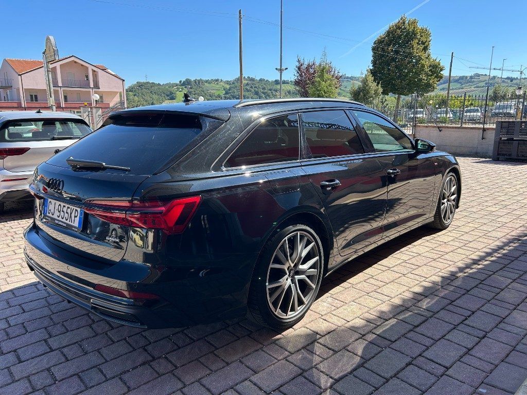 Audi A6 Avant 40 2.0 TDI quattro S tronic S Line imagem 3