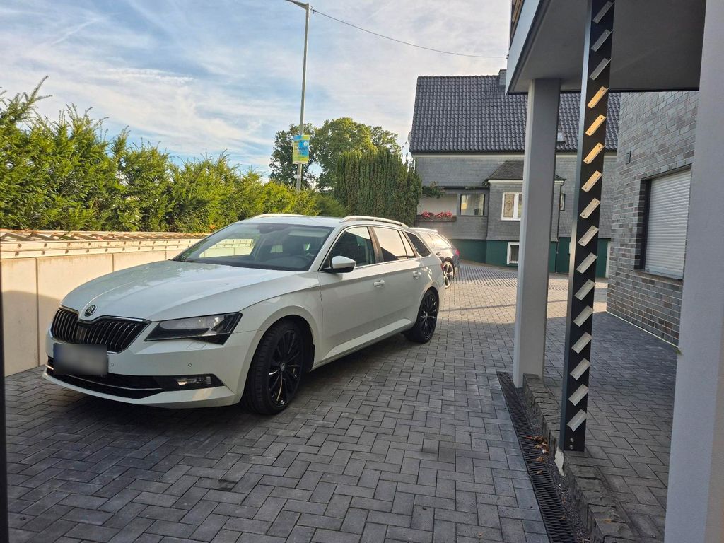Image of Skoda Superb