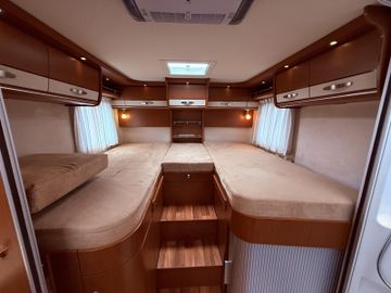 HYMER ERIBA HYMERCAR B-Klasse 678 NAVIKAMSATTVKLIMABACKOFENSOLA
