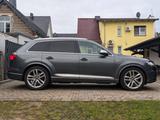 Audi SQ7 4.0 TDI quattro tiptronic - - silberne Audi SQ7