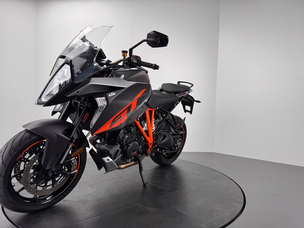 Fahrzeugabbildung KTM 1290 SUPER DUKE GT *1.HAND *TOP-ZUSTAND