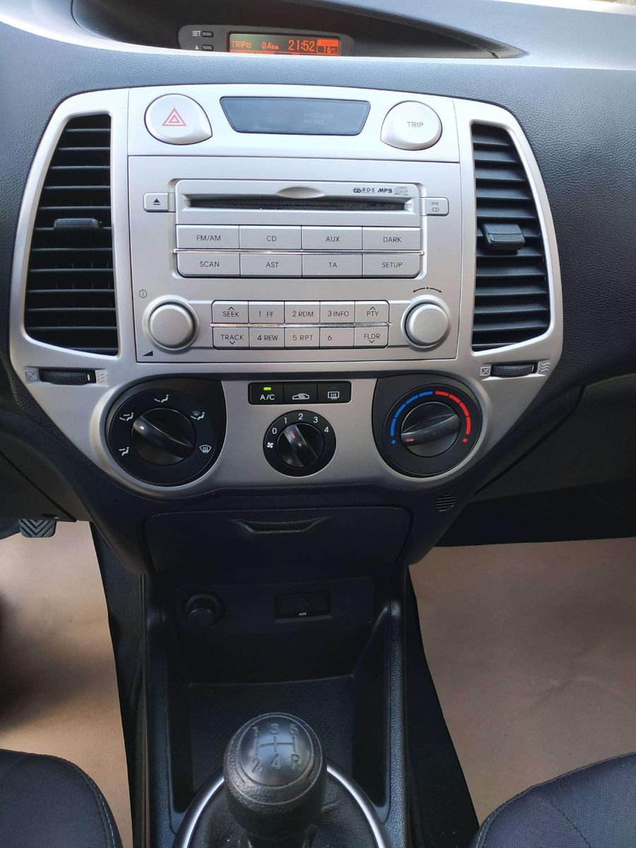 i20 Classic/ TÜV NEU/ Allwetterreifen/ PDC – Bild 12