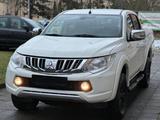 Mitsubishi L200 SUV-Star Doppelkabine 4WD.kamera.AHK - Mitsubishi L200 Gebrauchtwagen in Berlin