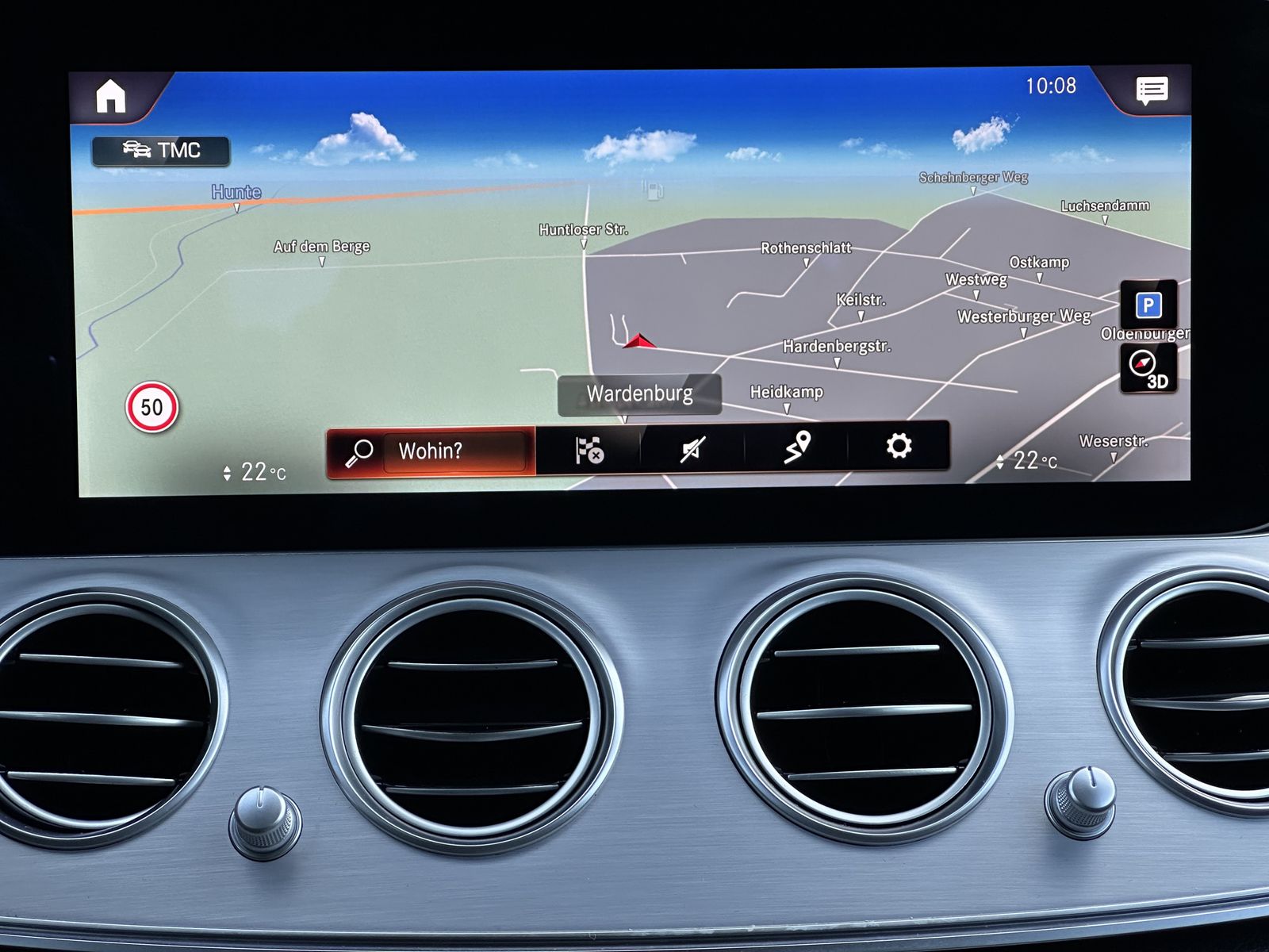 Fahrzeugabbildung Mercedes-Benz E 200d T AMG Line NAV+LED+WIDESCEEN+KAM+AHK+1HD