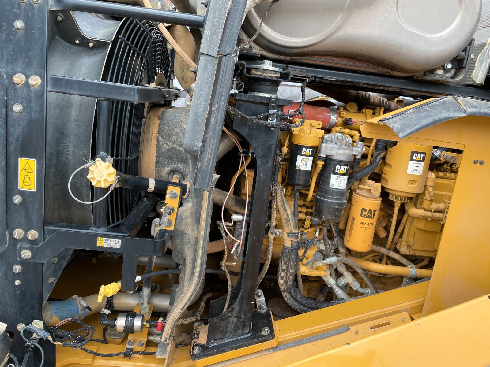 Fahrzeugabbildung CAT 962M / 8.035h / Schaufel