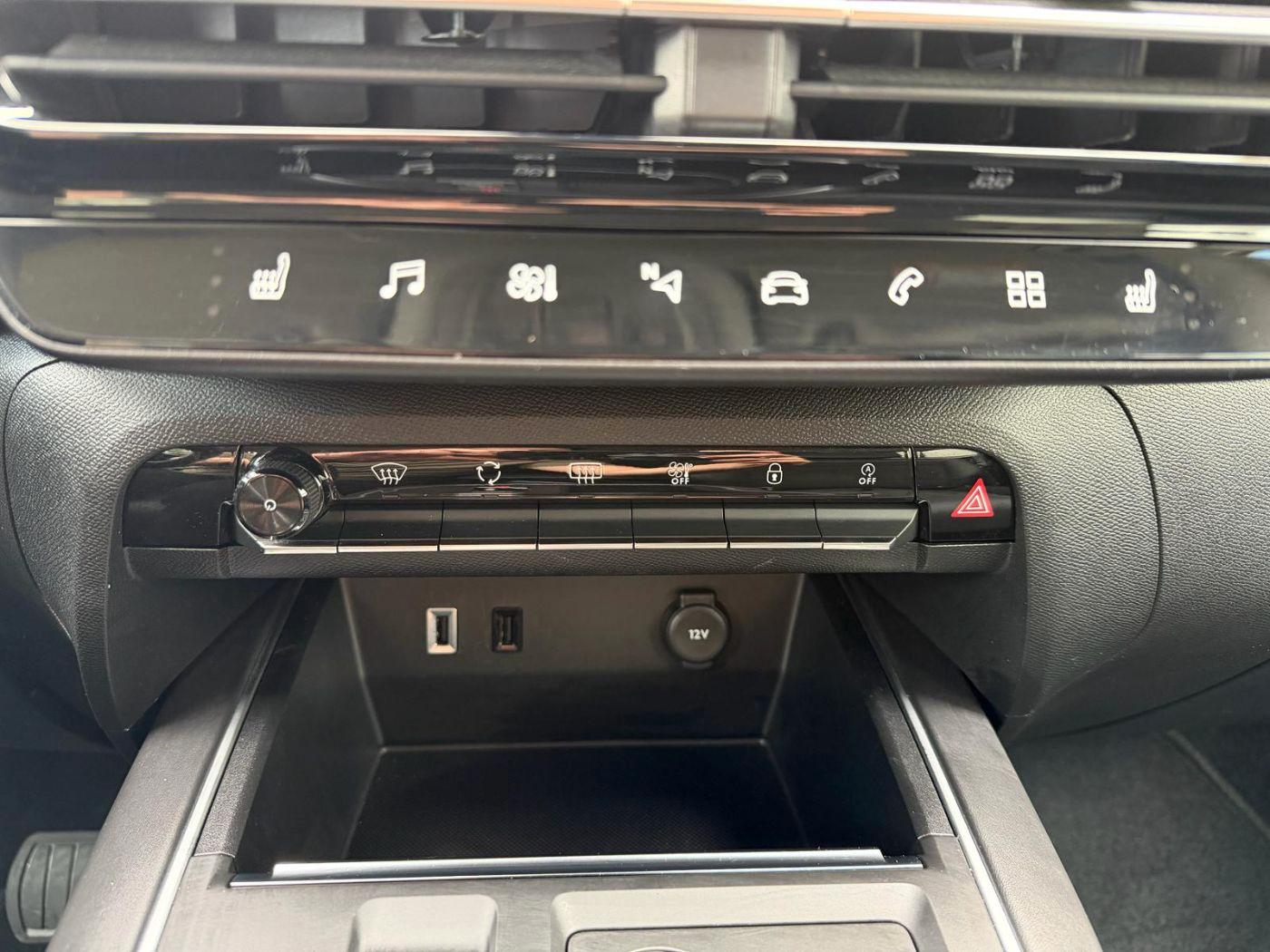 Citroën C5 Aircross 1.2 PureTech 130 S&S Shine AHK+LED