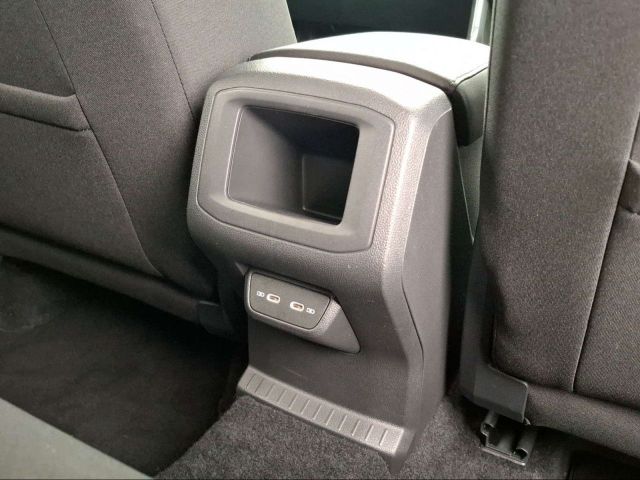 T-CROSS 1.0 TSI DSG STYLE DAB+APP+PDC+ACC