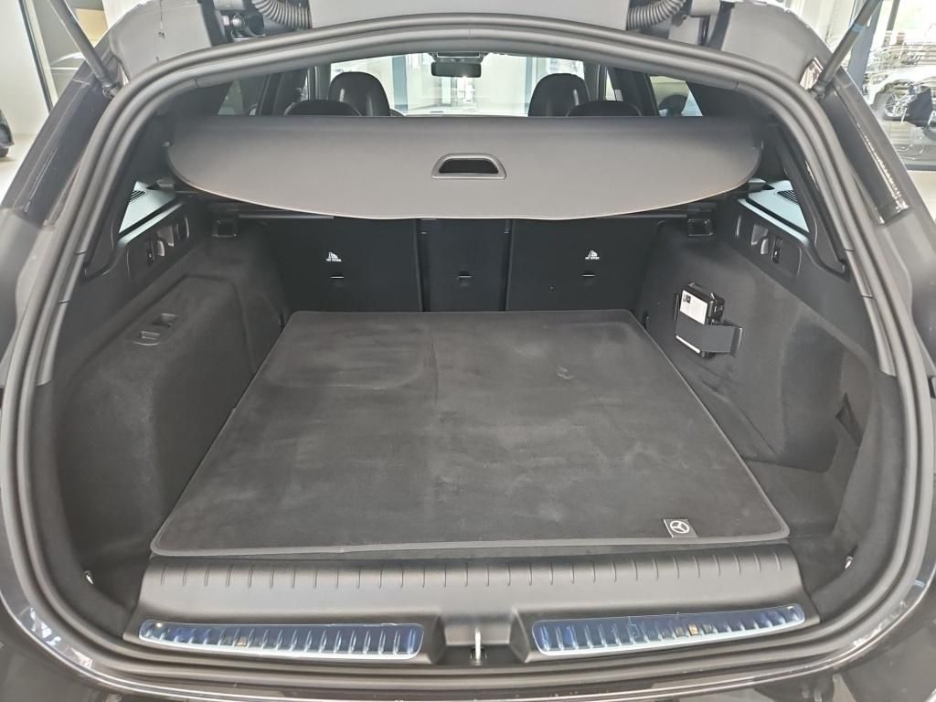 Fahrzeugabbildung Mercedes-Benz C 300 e T +EDITION-AMG+AHK+DIGITAL+SOUND+PRESAFE