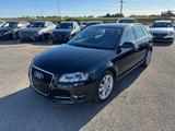 Audi A3 Sportback 1.6 TDI Ambition BI-Xenon PDC 1.Han - Audi A3 aus 2010 mit Diesel-Antrieb