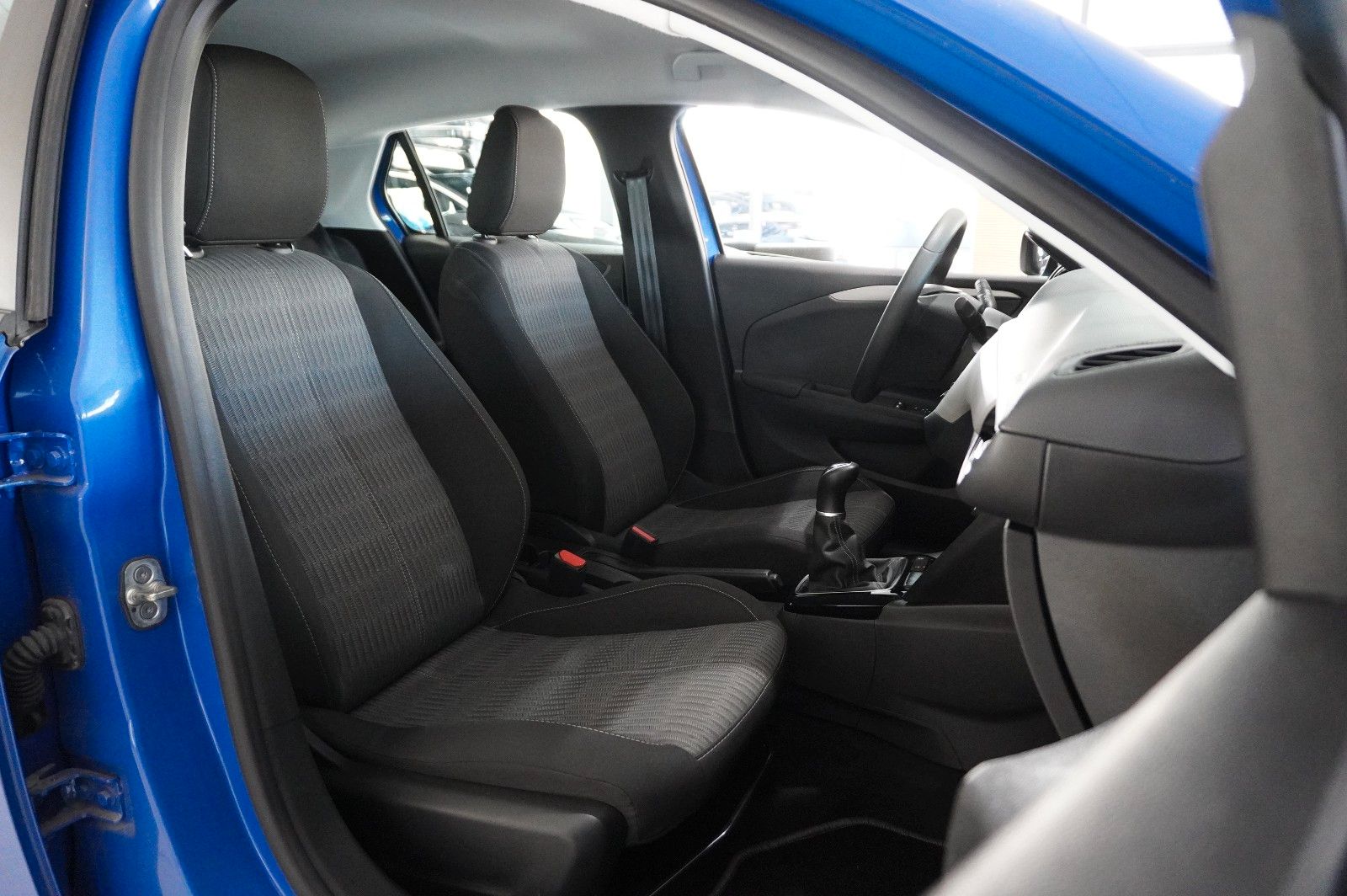 Fahrzeugabbildung Opel Corsa F 1.2 EDITION NAVI/KAMERA/TEMP./PDC/DAB+