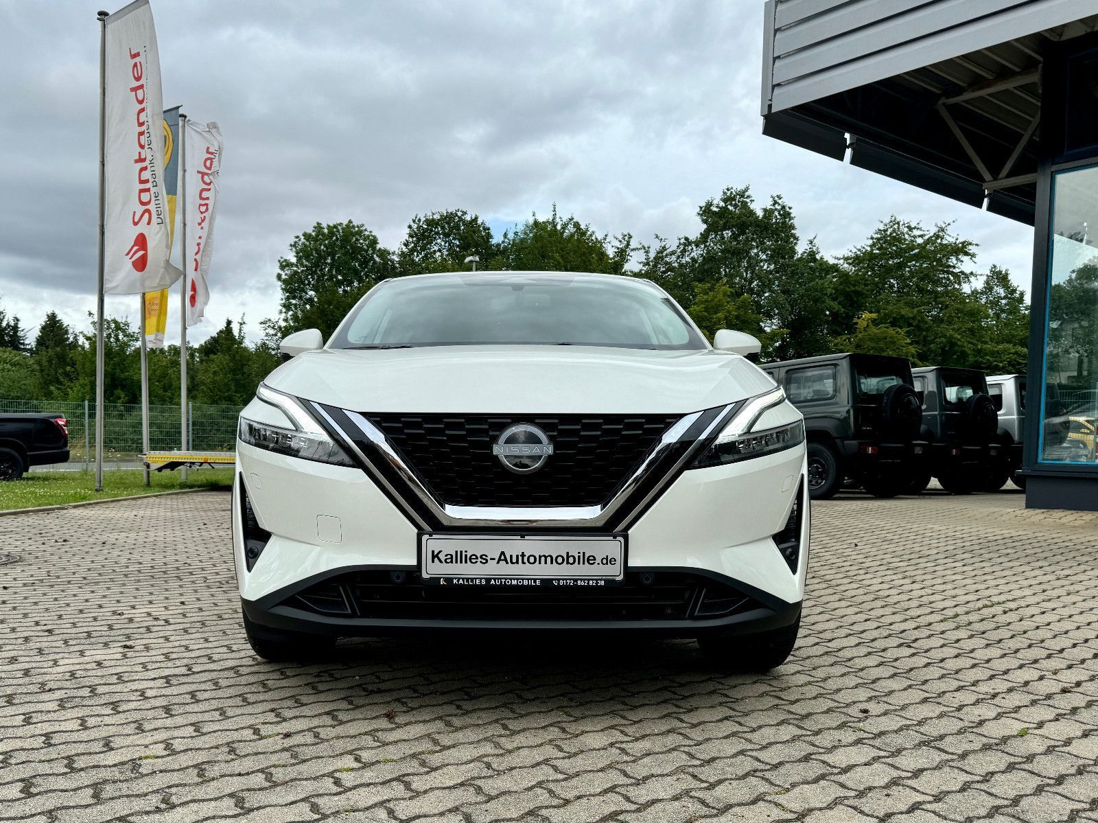 Fahrzeugabbildung Nissan Qashqai 1.3DIG-T AT N-Connecta WINTER.P+ProPILOT