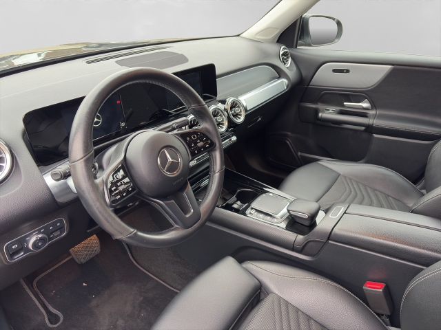 Fahrzeugabbildung Mercedes-Benz GLB 220 d 8G-DCT+Style+LED+Kamera+Spur+AHK