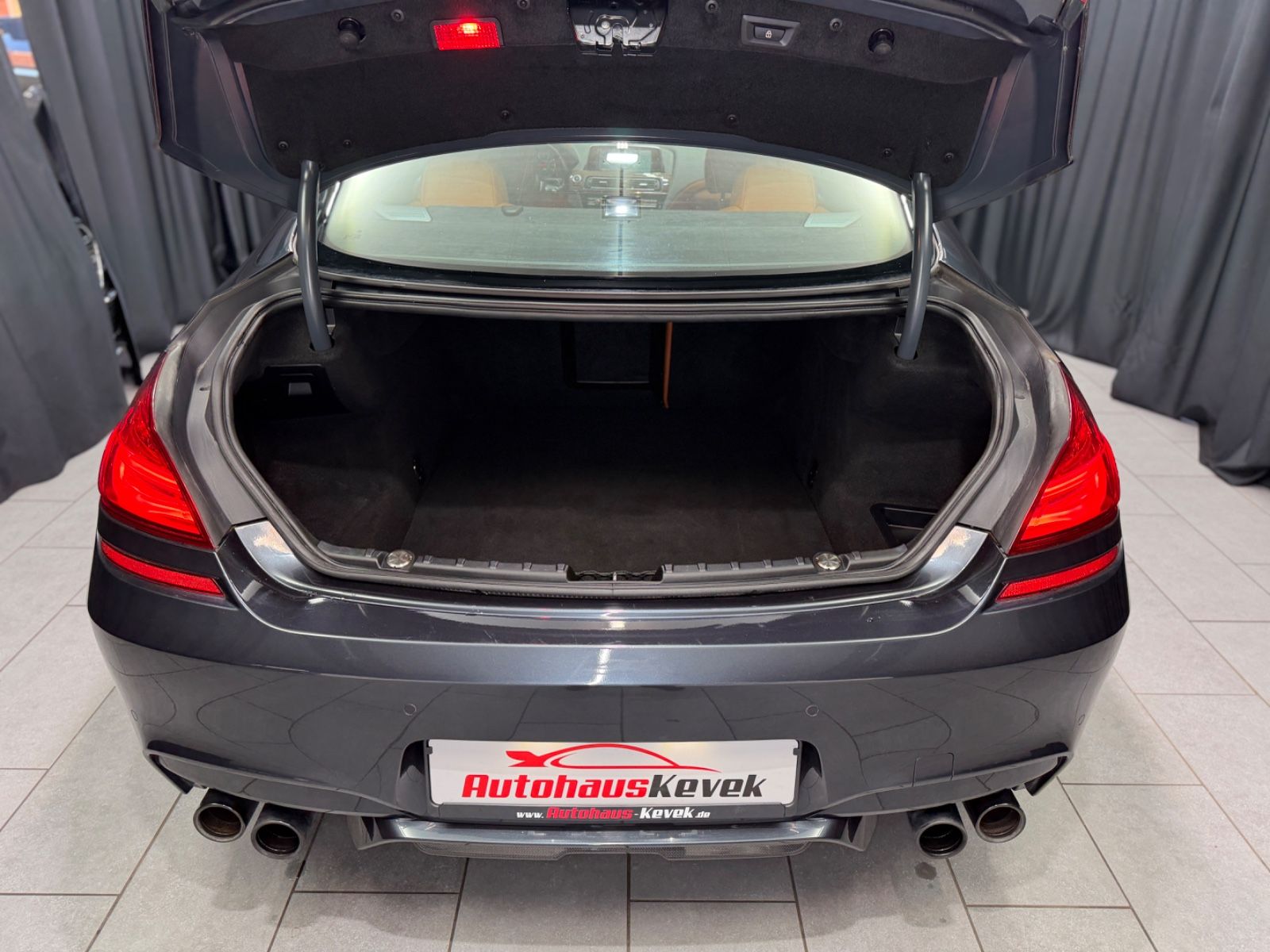 Fahrzeugabbildung BMW M6 Gran Coupe Competition|B/O|NIGHT-VISION|VOLL|