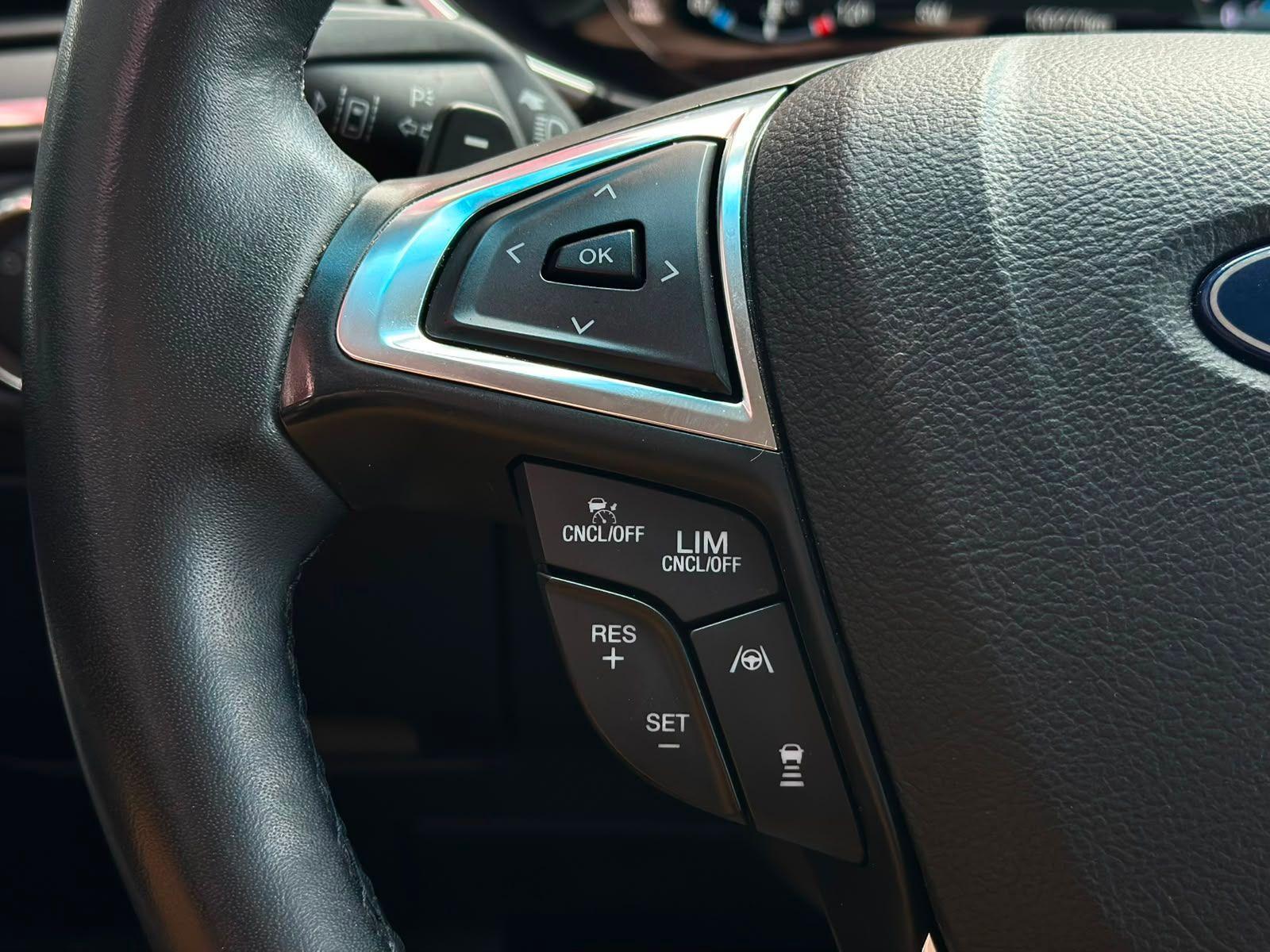 Ford Edge 2.0EB VIGNALE 4x4 B&O#ACC#CAM#1HD#SITZKLIMA
