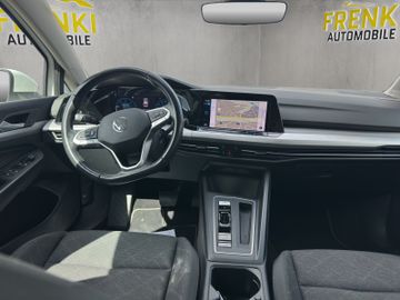Volkswagen Golf - 11