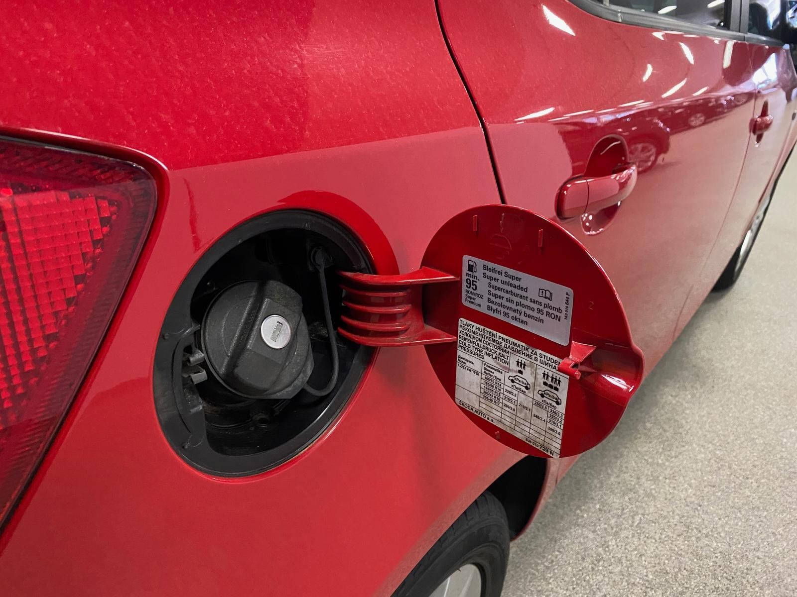 Fahrzeugabbildung SKODA Fabia PDC+SITZ-HEIZ+ALU