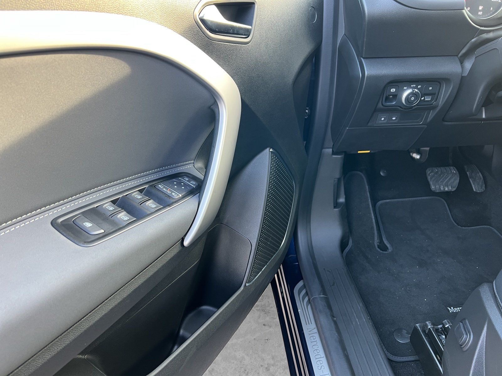 Fahrzeugabbildung Mercedes-Benz T 180 d PROGRESSIVE MBUX DAB Winterpaket RÜFA