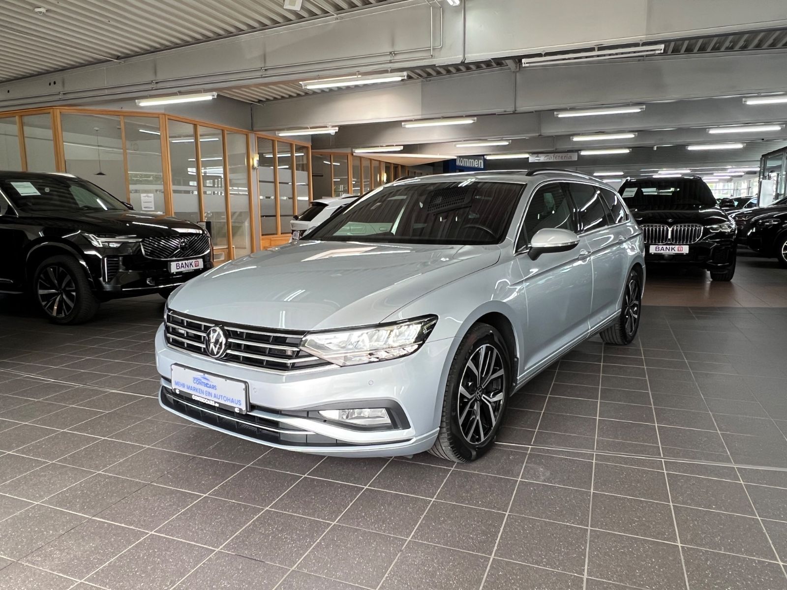 Volkswagen Passat 2.0 TDI Variant 2x Business Pano+17ZOLL imagem 2
