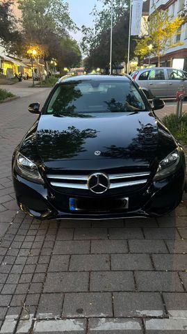 MERCEDES-BENZ C 220 d Avangard 9 -tronic Blue Tec