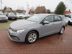 VW Golf VIII Lim. 1.5 TSI Bild 3