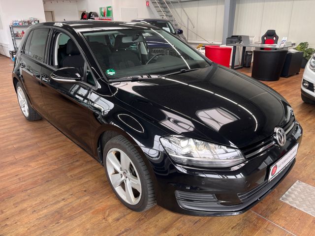 Volkswagen Golf VII Lim. 2.HAND,NAVI,Bi-XENON,