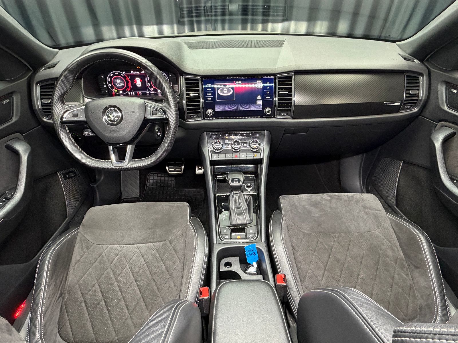 Fahrzeugabbildung SKODA Kodiaq Sportline 4x4 |7-SITZER|AHK|CANTON|NARDO