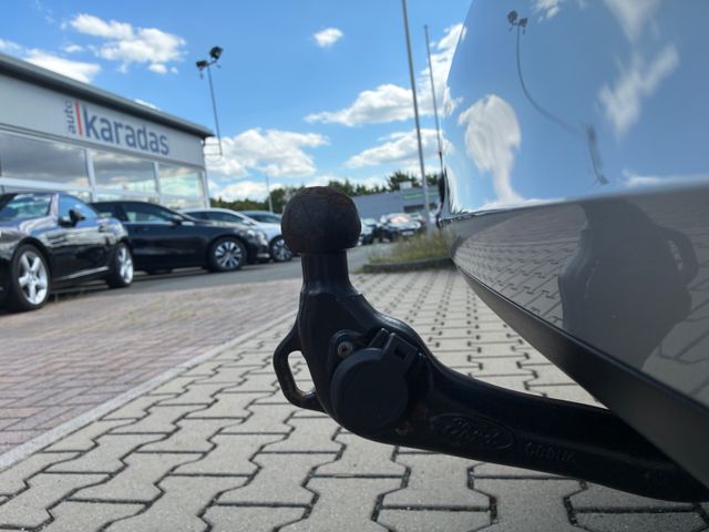 Fahrzeugabbildung Ford Focus 2,0 EcoBlue Turnier >AHK/Standheiz/PANO
