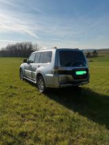 Mitsubishi Pajero 3,2 DI-D 4WD Edition 100 Automatik Ed... - gebrauchte Mitsubishi Pajero aus dem Jahr 2018