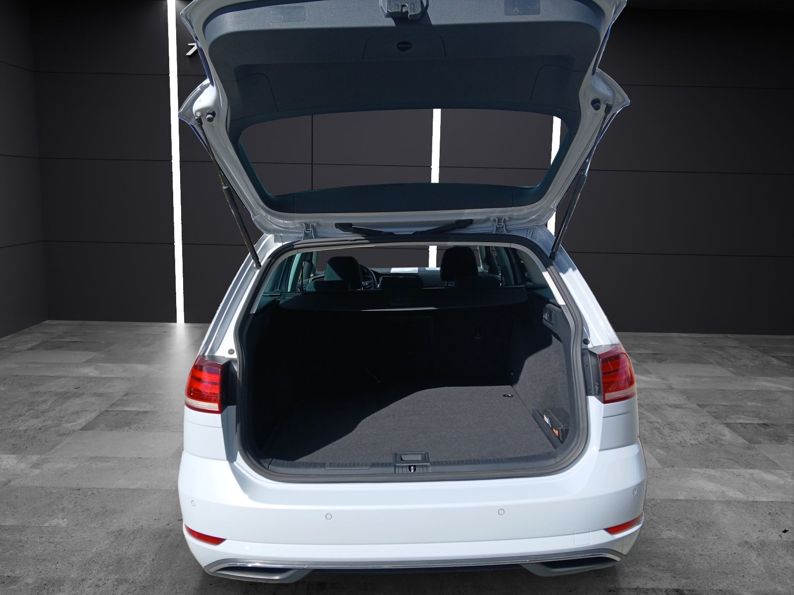 Fahrzeugabbildung Volkswagen Golf VII Variant TDI Join AHK Navi Climatronic P