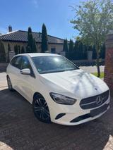 Mercedes-Benz B 180 DCT -Mercedes-Benz, top Ausstattung - : Van, Mercedes
