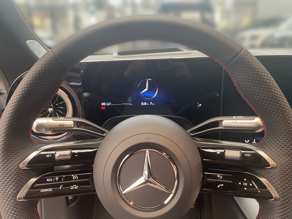 Fahrzeugabbildung Mercedes-Benz CLA 220 4M +AMG+NIGHT+AHK+SUPERSCREEN+BURM+MEMOR