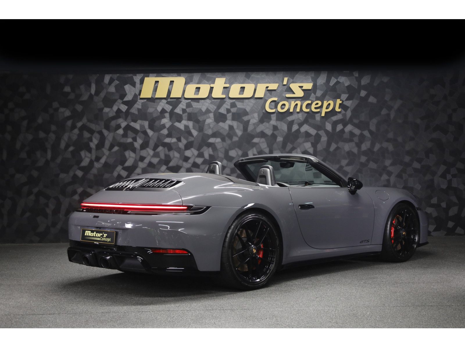Porsche 992 992.2 Carrera 4 GTS Cabriolet PDK - SLATE GR imagem 3