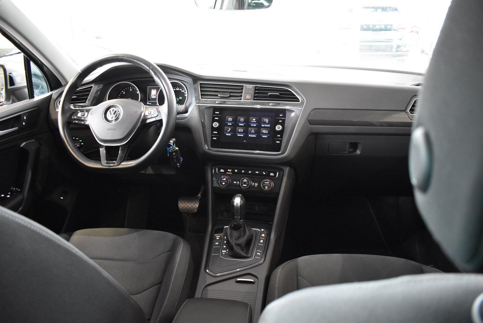 Volkswagen Tiguan 2.0 TDI DSG Highline AHK APP DAB