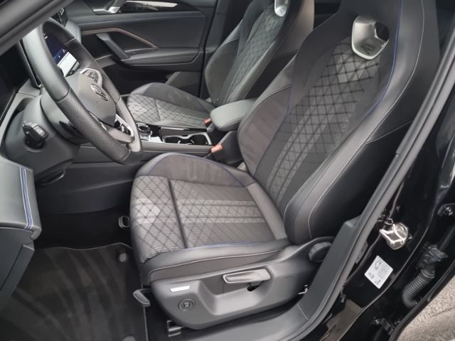 Fahrzeugabbildung Volkswagen Tiguan 1.5 TSI eHYBRID R-LINE MATRIX IQ.DRIVE NA