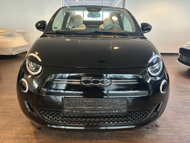 Fahrzeugabbildung Fiat 500 e La Prima 42kwh
