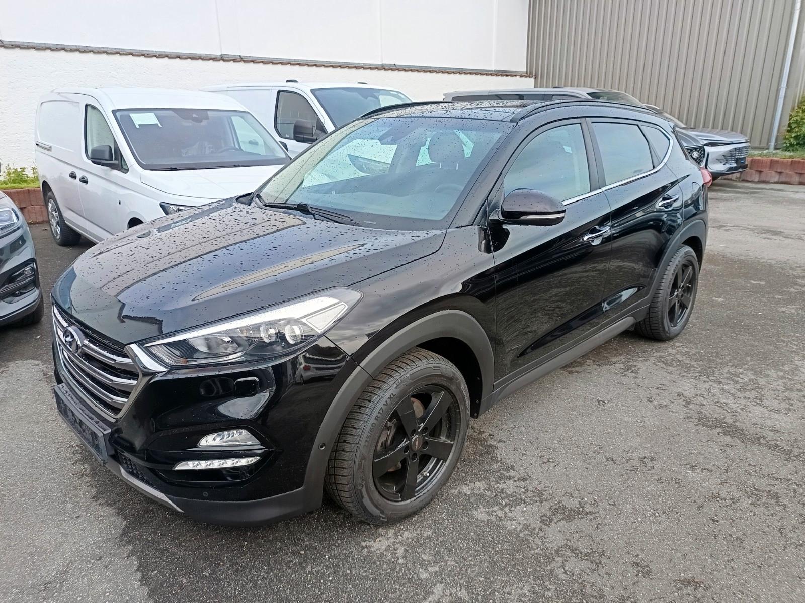 Hyundai Tucson Style AWD Panoramadach /8-fach Alu
