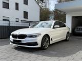 BMW 530d|Softclose|360Grad|Schiebedach|Sitzbelüftung - BMW 530 mit Diesel-Antrieb: Standheizung, Limousine