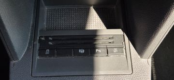 Volkswagen Touran - 11