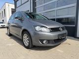 Volkswagen Golf Plus VI Style 1.6 TDI PDC/Tempomat/AHK - Volkswagen Golf aus 2011: 1.6
