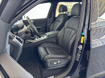 BMW X7 - 8