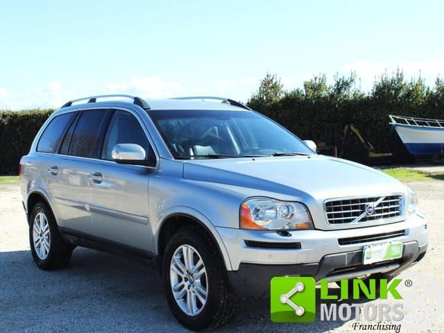 Volvo VOLVO XC90 2.4 D5 / Automatica / AWD / Executive