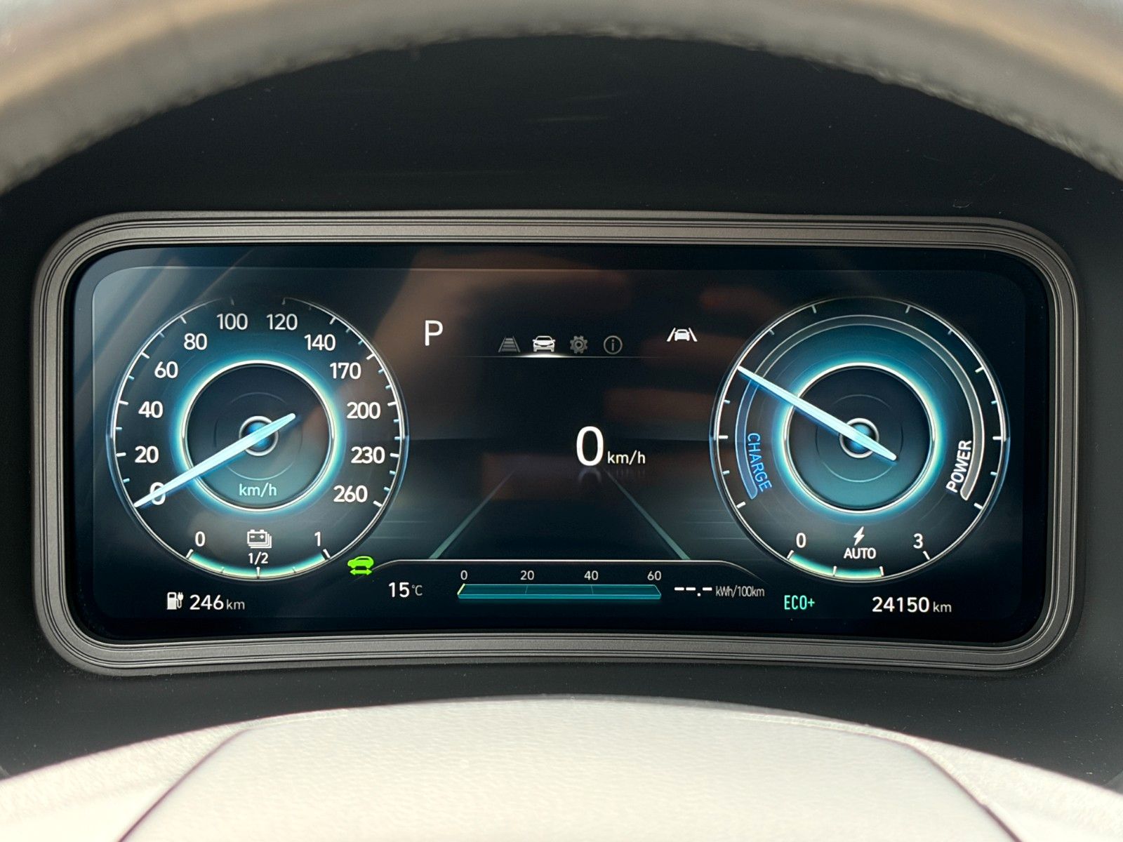 Fahrzeugabbildung Hyundai KONA E Select ACC PDC CAM SHZ LKAS CarPlay