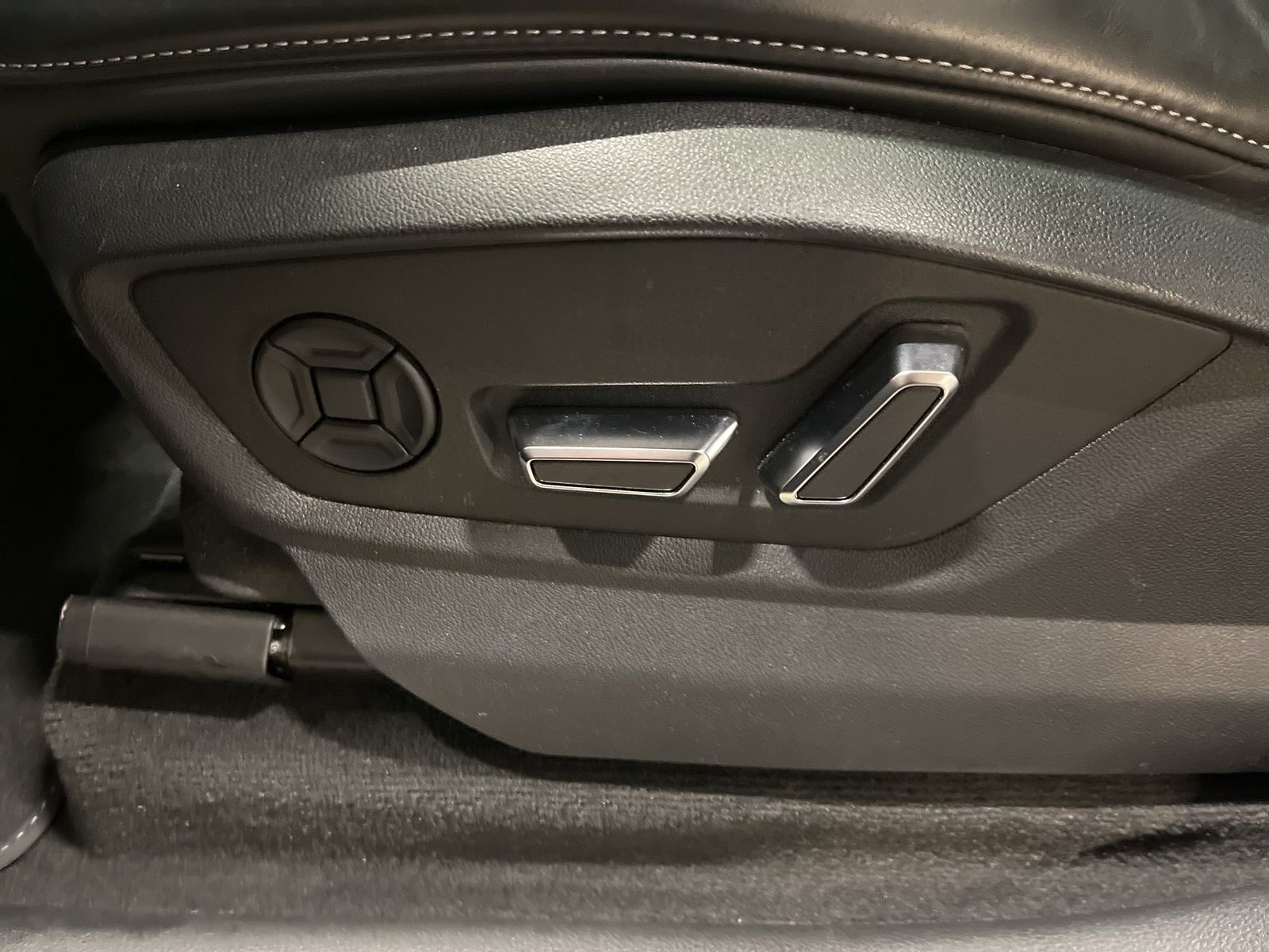 Audi SQ7 - Bild 13