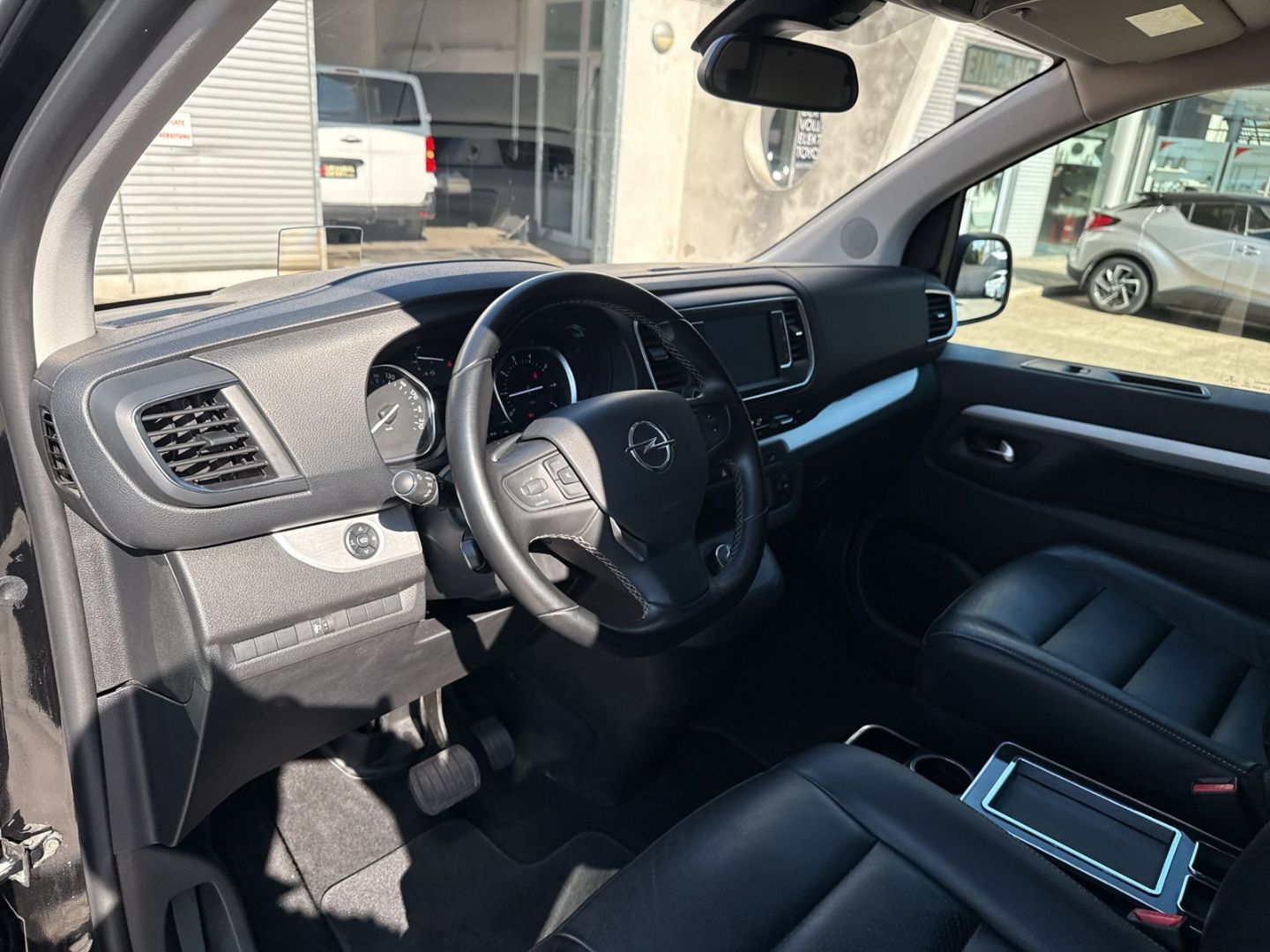 Fahrzeugabbildung Opel Zafira Tourer M 2.0 D EU6d-T Life HUD Navi Leder