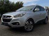 Hyundai ix35 Style 4WD Automatik Leder Pano AHK CAM SHZ - Hyundai ix35 in Düsseldorf