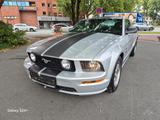 Ford Mustang 4,6L V8. - Ford Mustang aus 2007: V6