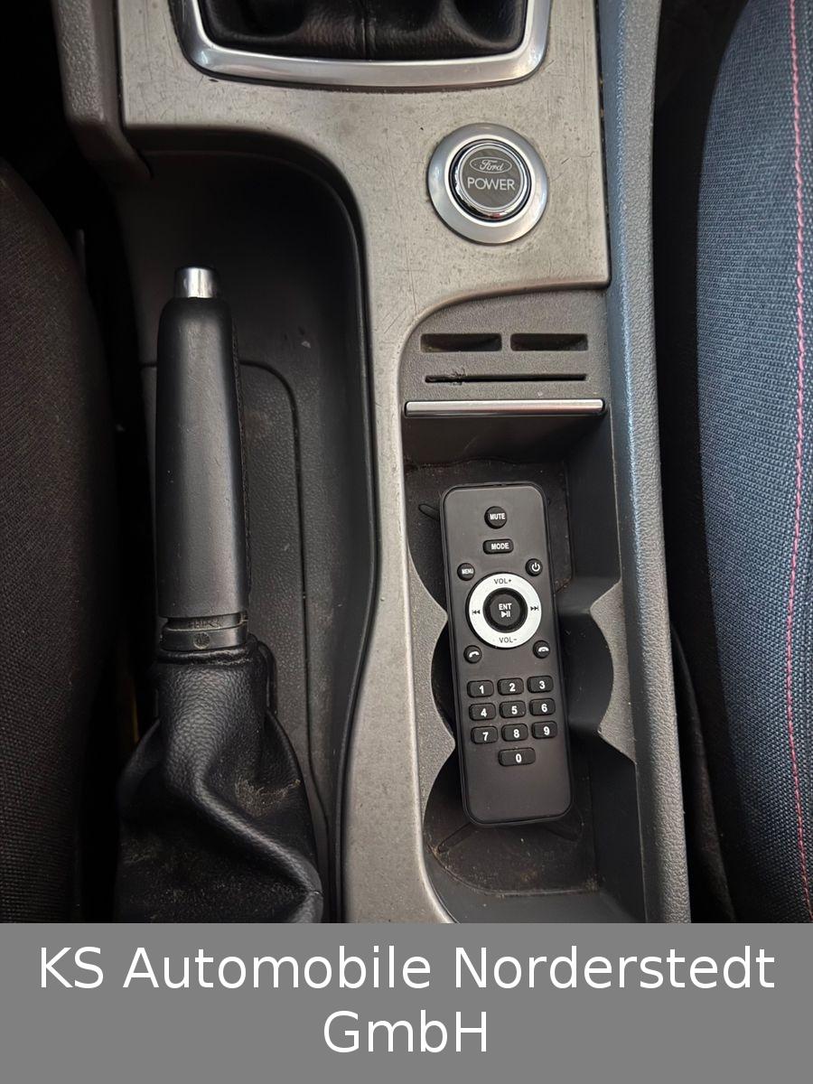 Ford Focus 2009 — photo 18