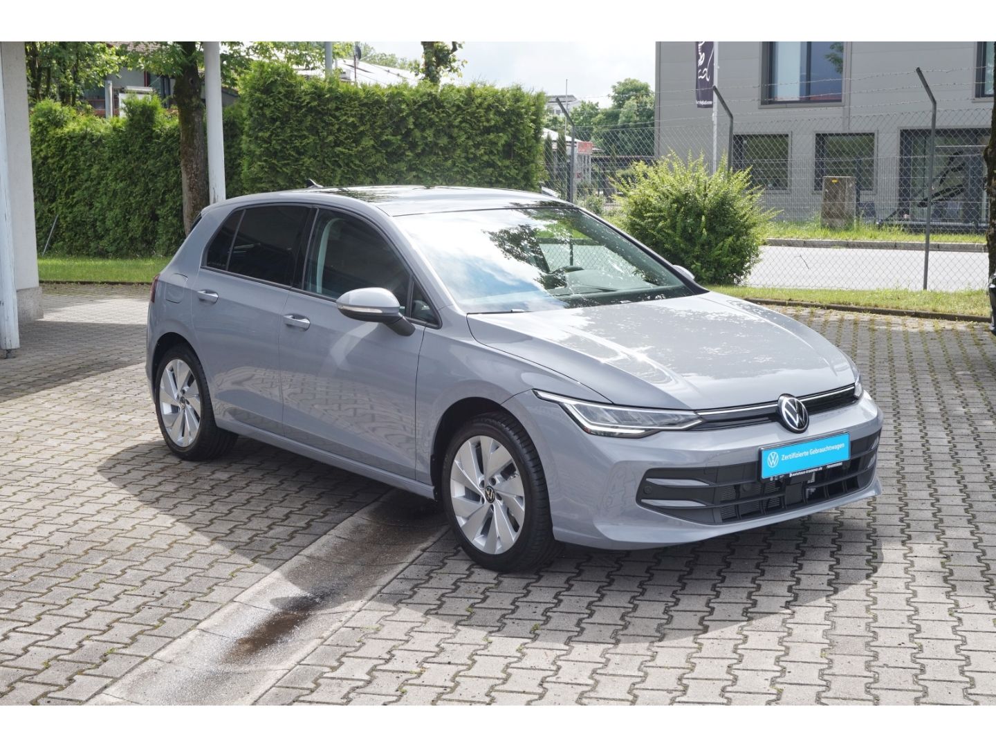 Golf VIII 1.5 TSI Life *AHK*PANO*ShZ*PDC*